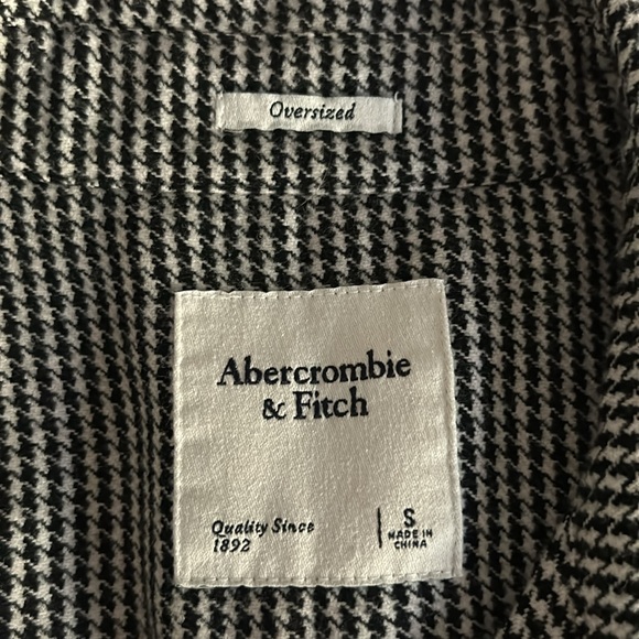 Abercrombie Oversized Shacket. Size S. Black and White pattern. - Picture 3 of 3